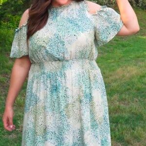 Kiyonna Cold shoulder Maxi